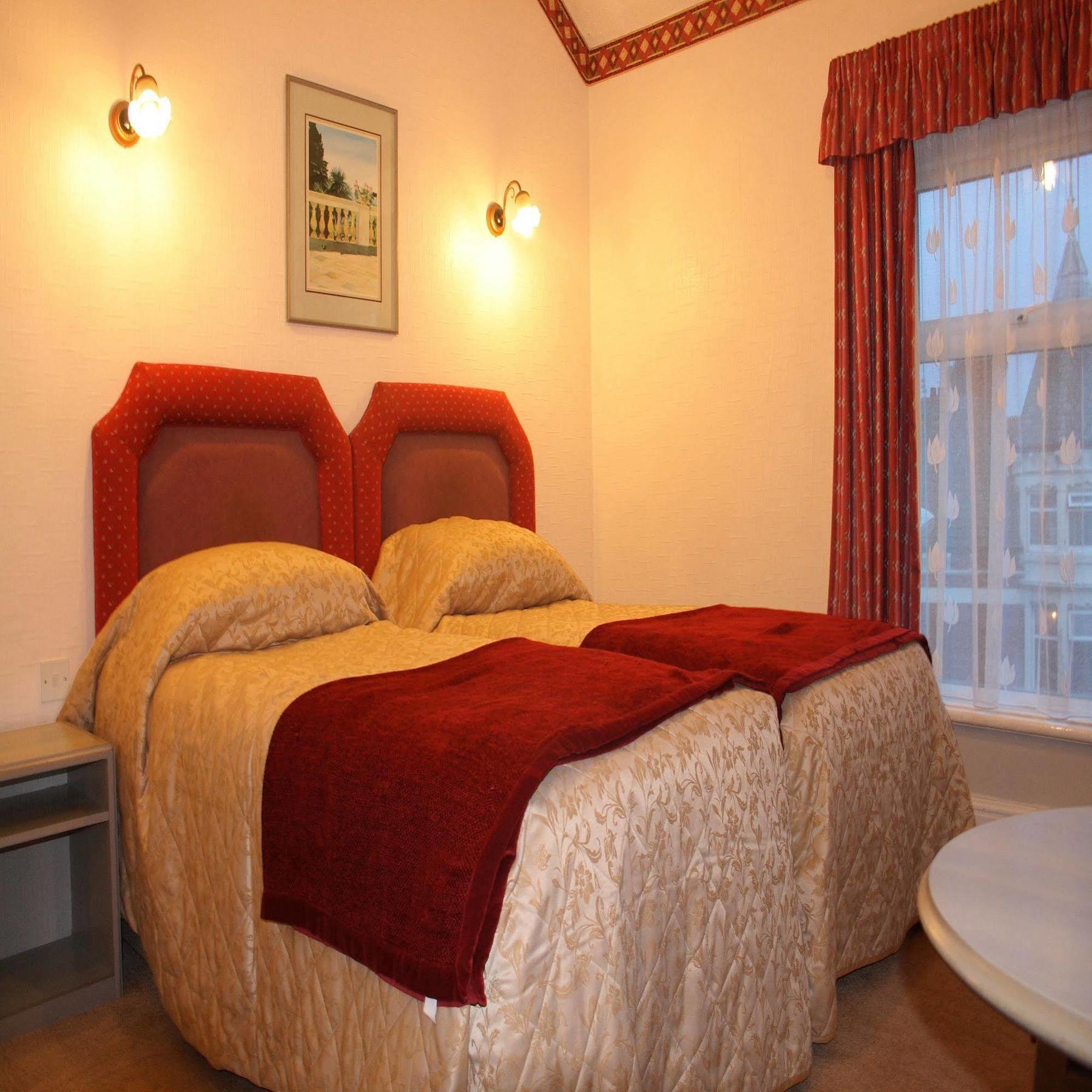 Pier Walk Hotel Blackpool Ngoại thất bức ảnh